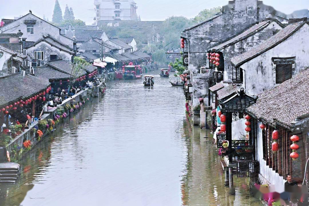 逃离整洁的杂物间